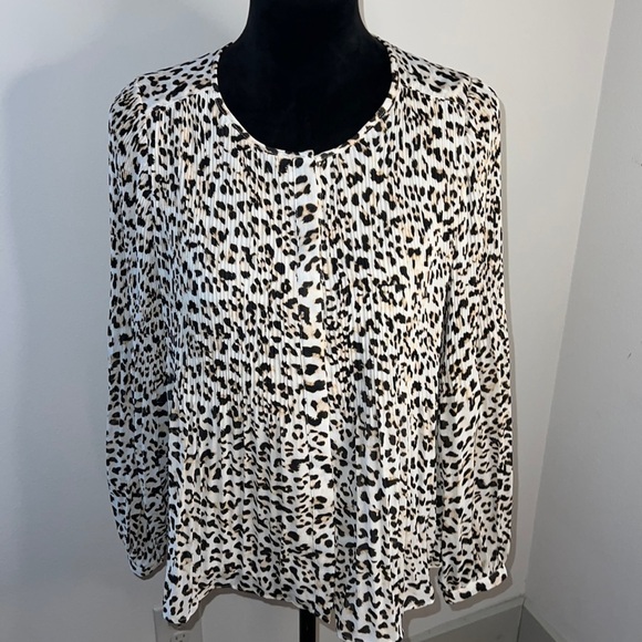 Banana Republic animal print pleated buttoned down long sleeves top blouse Sz S - Picture 1 of 7
